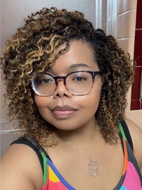 Meet your Posher, Tanisha